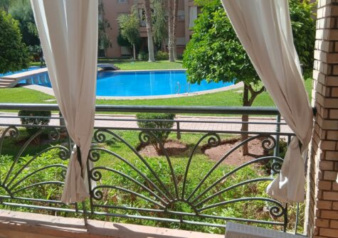 Appartement 2 chambres résidence piscine et rez de jardin à route de Casa (Marrakech)