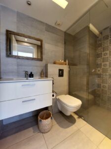 WhatsApp Image 2025-10-17 at 20.25.18 (13)