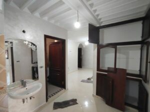 WhatsApp Image 2025-11-04 at 18.17.02 (1)