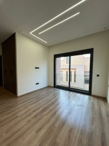 WhatsApp Image 2025-11-10 at 00.32.21 (1)