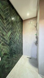 WhatsApp Image 2025-11-12 at 00.48.09