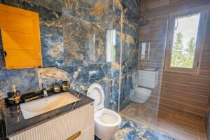 WhatsApp Image 2025-11-12 at 18.36.45 (2)