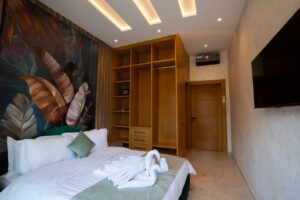 WhatsApp Image 2025-11-12 at 18.36.45