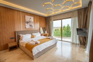 WhatsApp Image 2025-11-12 at 18.36.46 (1)