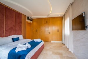 WhatsApp Image 2025-11-12 at 18.36.46 (4)