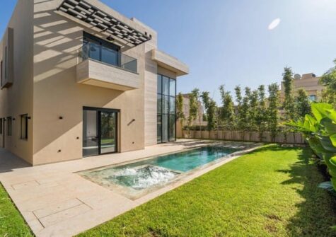 Villa moderne isolée en résidence sécurisée à Noria Golf (Marrakech)