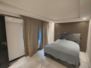 WhatsApp Image 2025-11-18 at 21.30.22