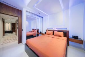 WhatsApp Image 2025-12-21 at 20.00.29 (1)