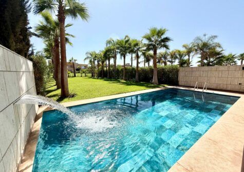 Villa meublée 5 chambres en résidence Golf Argan avec piscine
