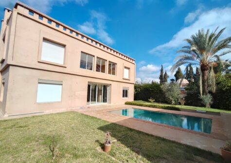 Villa isolée vide 5 chambres + pavillon 2 chambres sur terrain 1000m2 sur route d&rsquo;Amizmiz