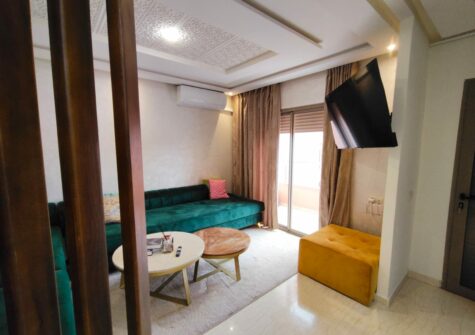 Studio meublé 1 chambre dans un immeuble neuf à Route de Casablanca