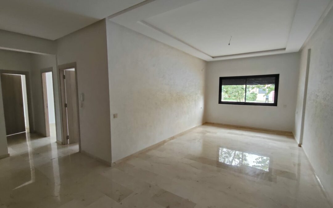 Appartement 2 chambres en résidence sécurisée avec piscine et rez de jardin à Targa