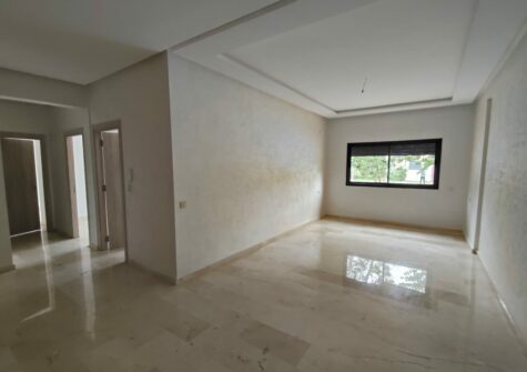 Appartement 2 chambres en résidence sécurisée avec piscine et rez de jardin à Targa