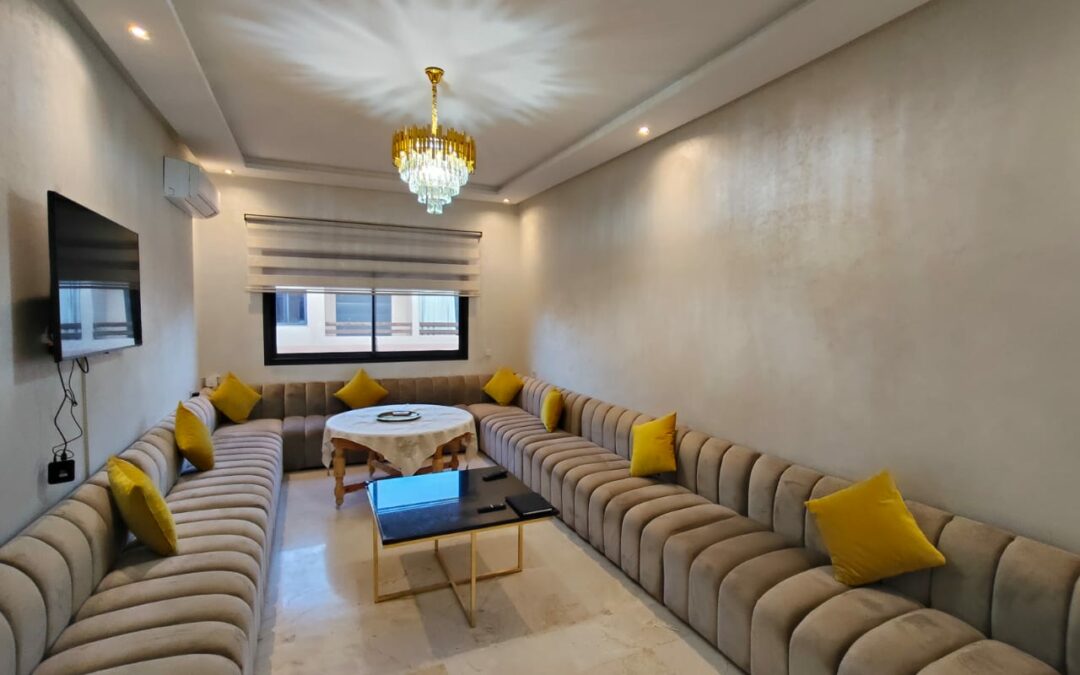 *Appartement meublé 2 chambres dans résidence avec piscine à Targa