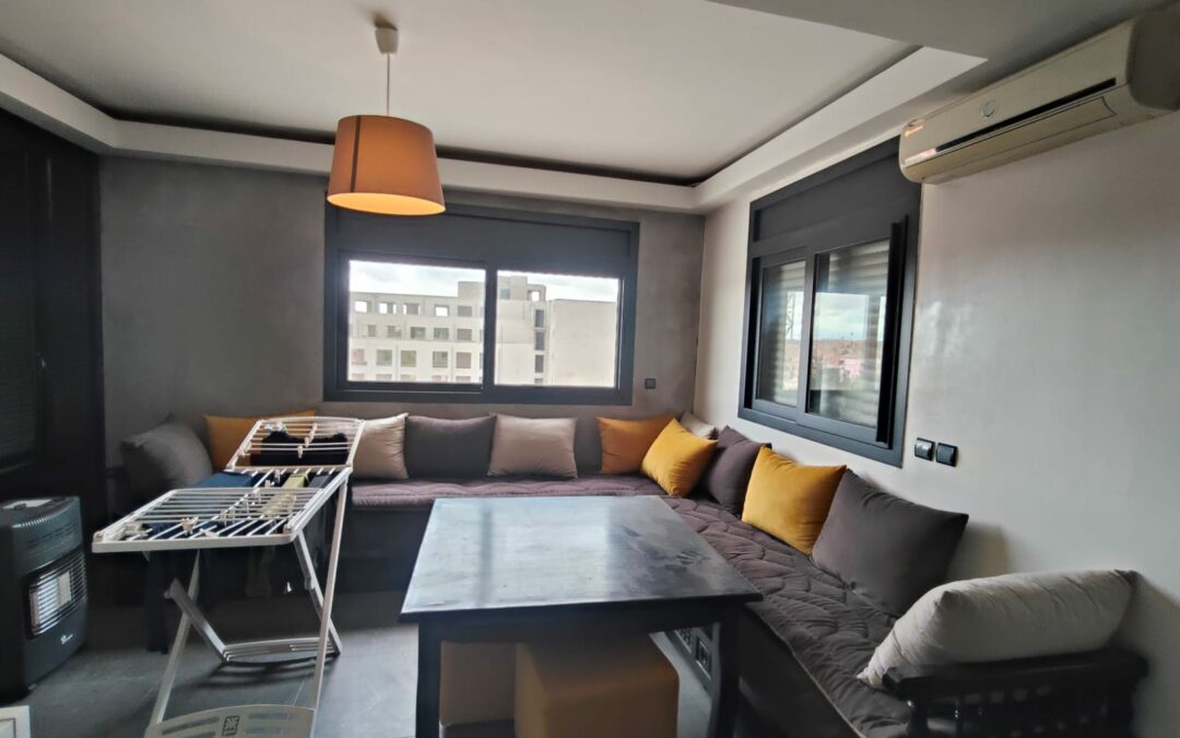 Duplex meublé 3 chambres en immeuble sécurisé avec terrasse à Route de Casa (Quartier Issil)