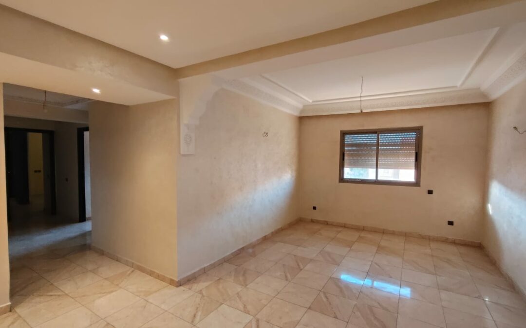 *Appartement 3 chambres en résidence sécurisée avec piscine et terrasse à route d&rsquo;Essaouira
