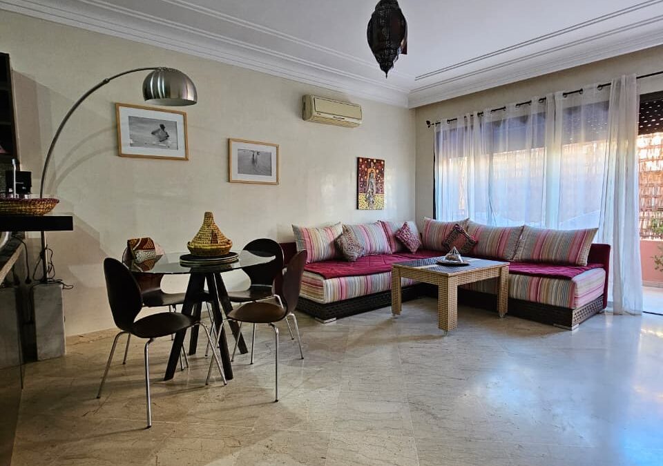 Studio meublé 1 chambre en résidence sécurisée avec piscine et balcon à Guéliz (proche de l&rsquo;hotel Les Ambassadeurs)