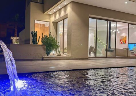 Villa moderne meublée 6 chambres avec piscine privée à Golf Argan