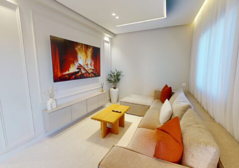 *Appartement 3 chambres avec une grande terrasse à Tanger