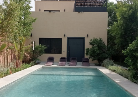 *Villa boisée sans vis-à-vis 4 chambres avec piscine chauffée, jacuzzi et sauna à route d&rsquo;Ourika km 25