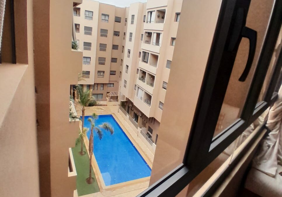 Appartement meublé 2 chambres vue piscine en résidence sécurisée à l&rsquo;Hivernage (côté M avenue à 5min de la gare)