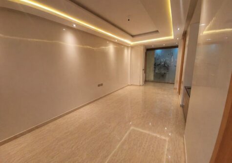 Appartement 2 chambres en immeuble à Izdihar