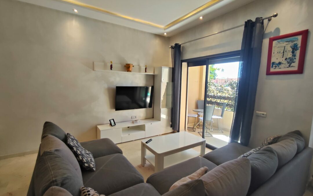*Studio meublé 1 chambre en résidence sécurisée avec piscine et jardin à Targa