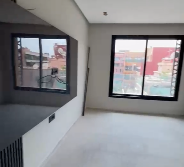 Studio vide 1 chambre à Guéliz (3min de Carré Eden)