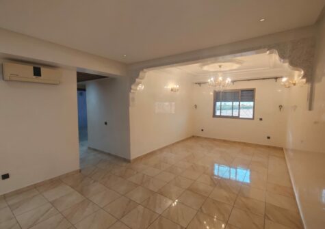 Appartement vide 3 chambres en résidence sécurisée avec piscine et jardin à route d&rsquo;Essaouira
