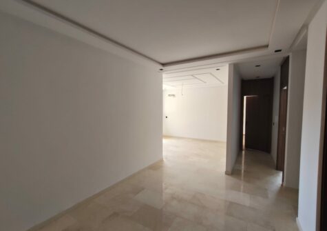 Appartement vide 2 chambres en résidence sécurisée avec piscine à Ain Mezzouar (à côté de M Avenue)