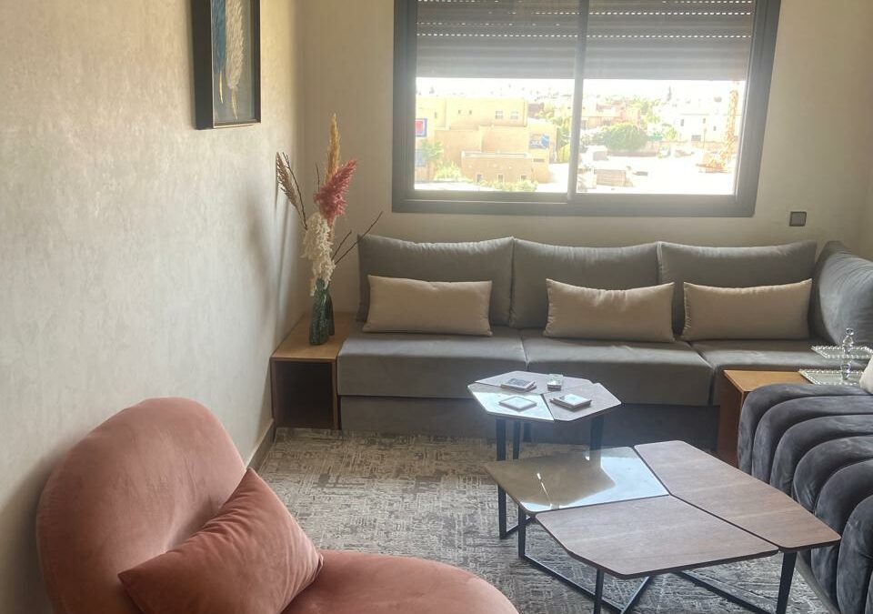 Appartement meublé 2 chambres en résidence sécurisée avec piscine à Targa