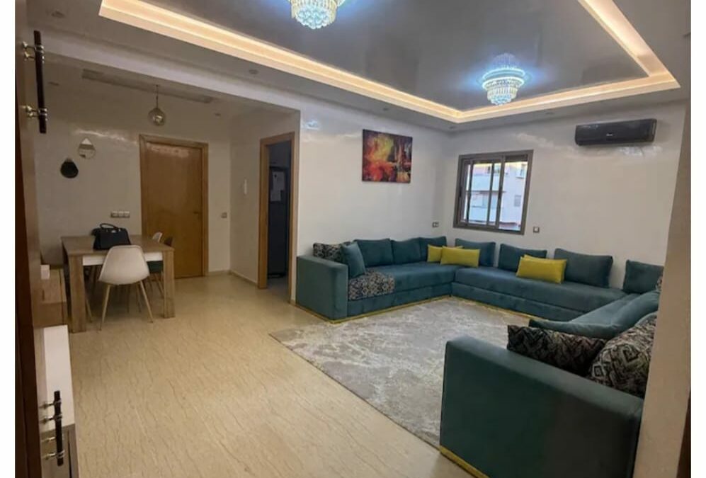 Appartement meublé 2 chambres en résidence sécurisée avec piscine et jardin à Route de Targa