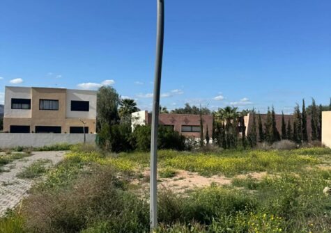 Terrain de 253m2 sur route de Casa près du grand stade