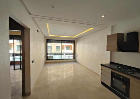 *Studio neuf vide 1 chambre en immeuble à Majorelle